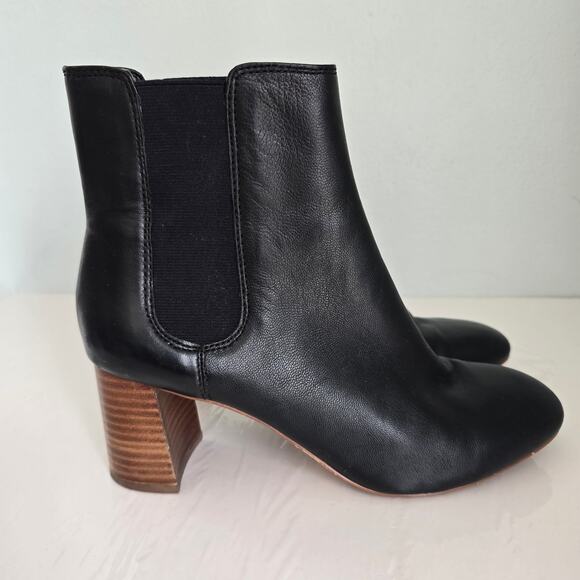Ann Taylor Bootie Women's 9M Black Leather Side Stretch Pull On Classic Casual - Picture 2 of 11
